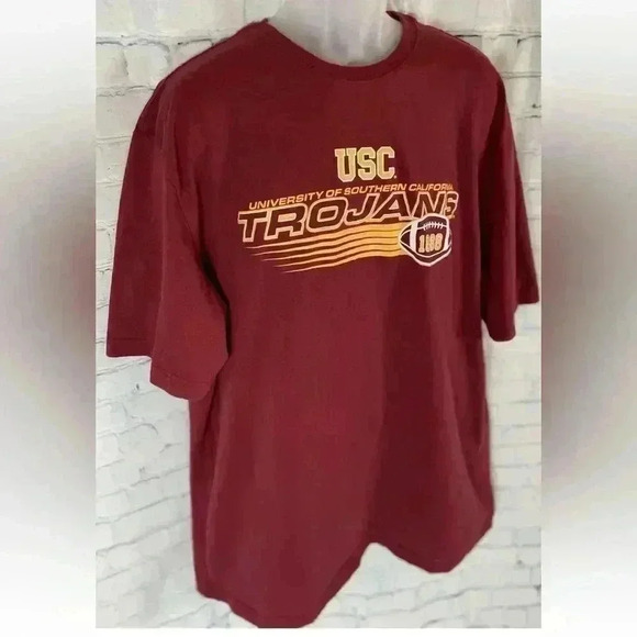 Men’s Size 2XLT USC Trojans Football Short Sleeve T-Shirt Maroon Red Sports fan - Picture 4 of 12